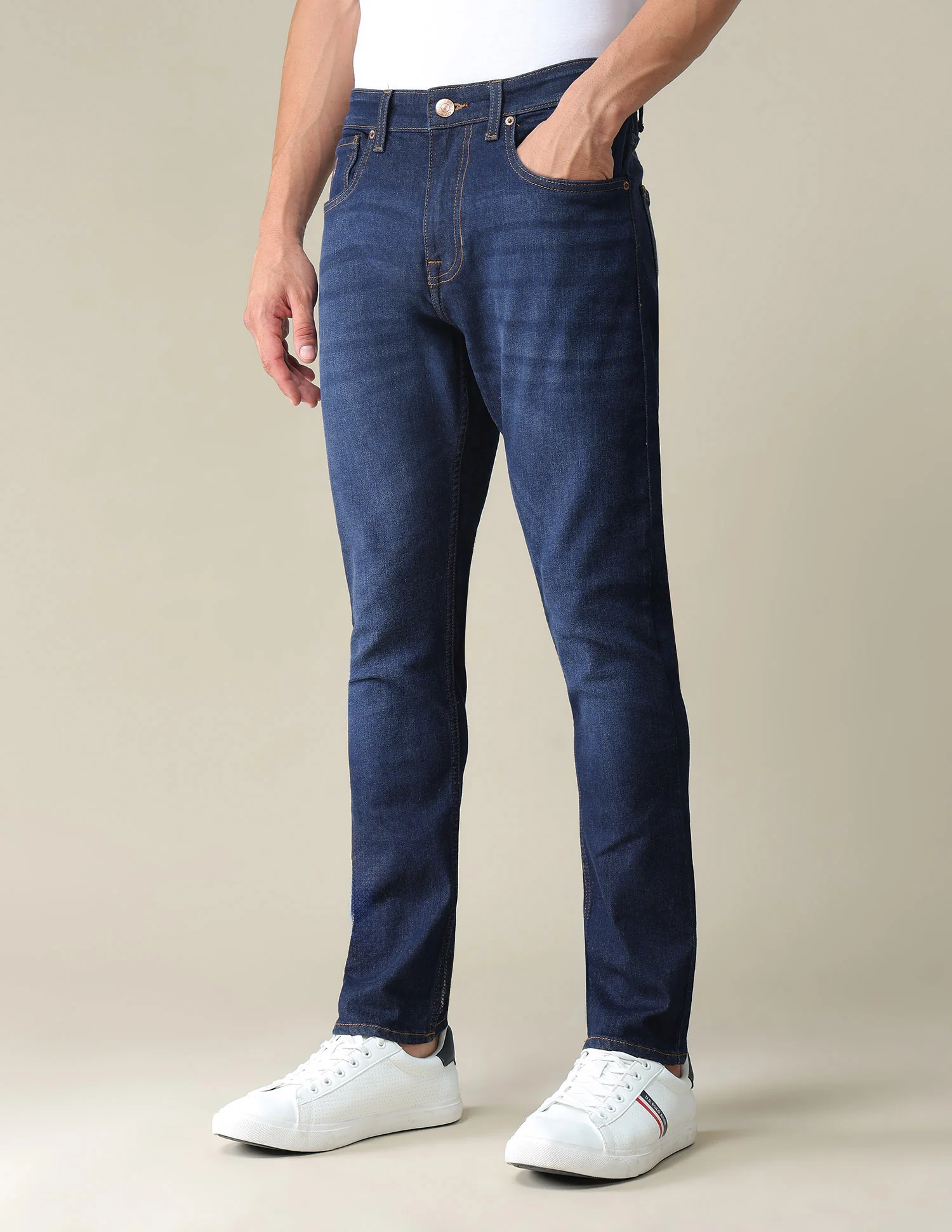 Henry Tapered Cropped Fit Blue Jeans - Image 4