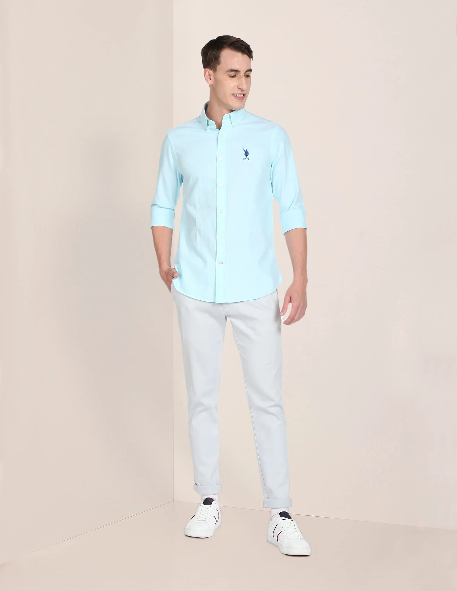 Men Aqua Solid Twill Weave Casual Shirt - Image 3