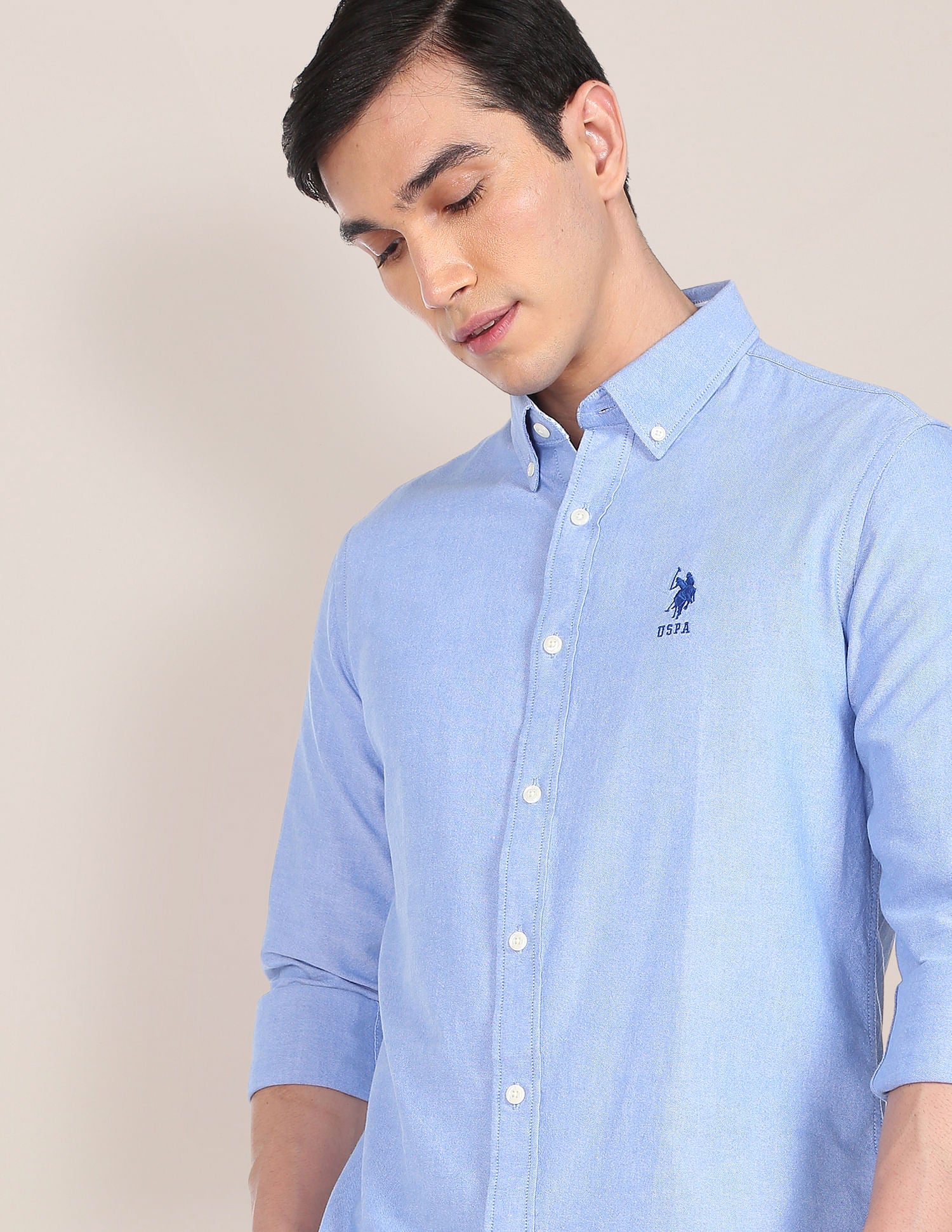 Men Blue Button-down Collar Solid Casual Shirt - Image 6