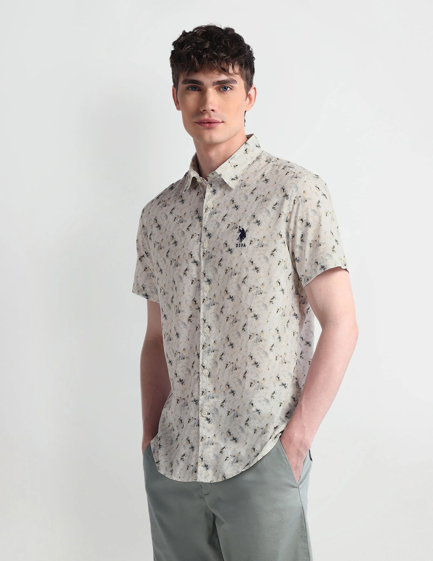 Short Sleeve Slim Fit Floral Shirt - Image 4