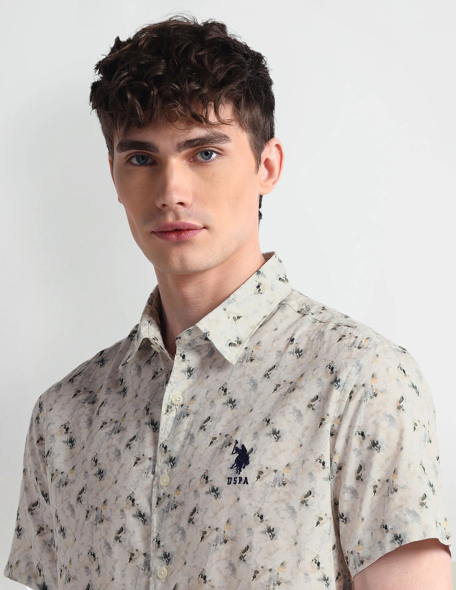 Short Sleeve Slim Fit Floral Shirt - Image 7