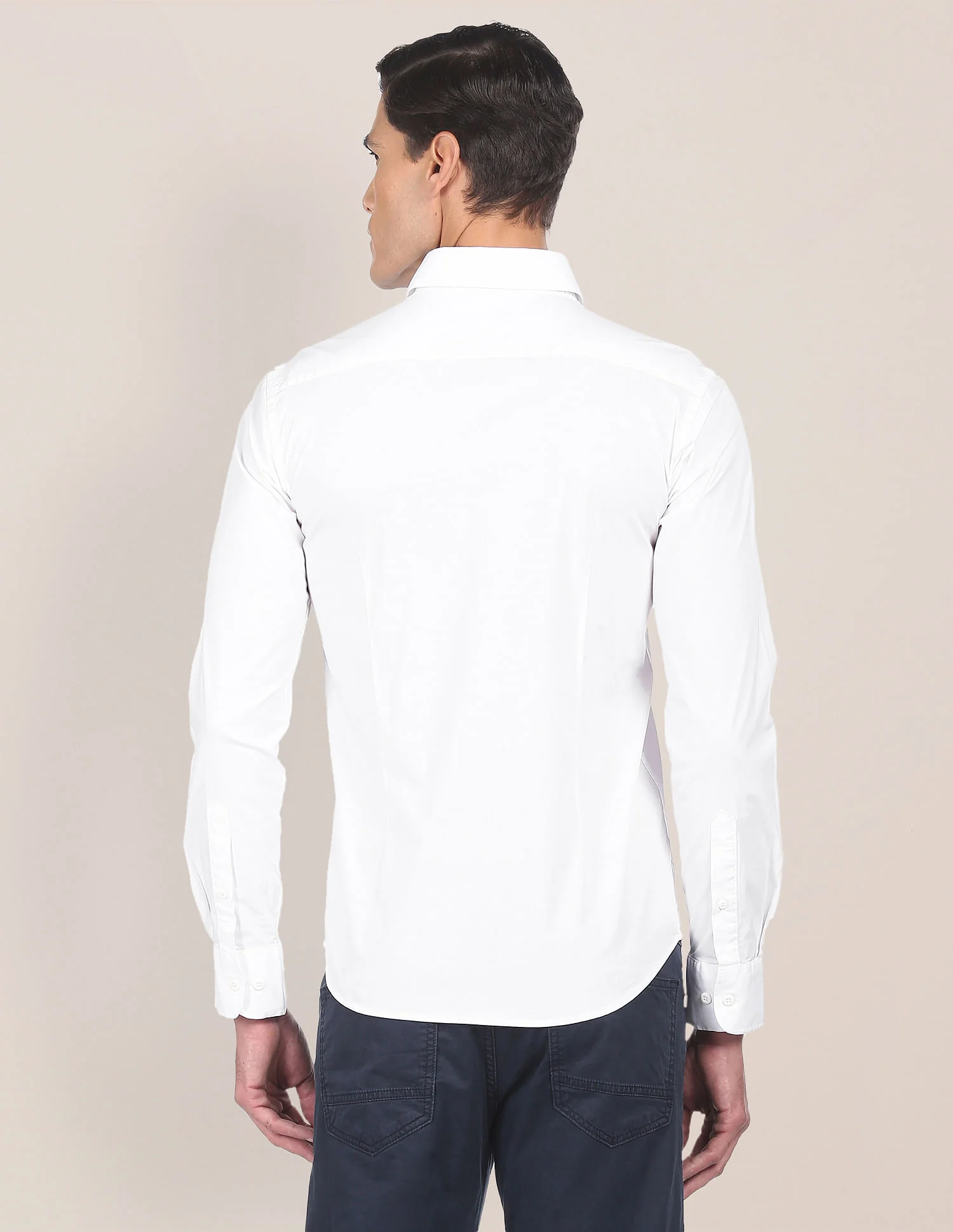 Slim Fit Solid Casual Shirt - Image 5