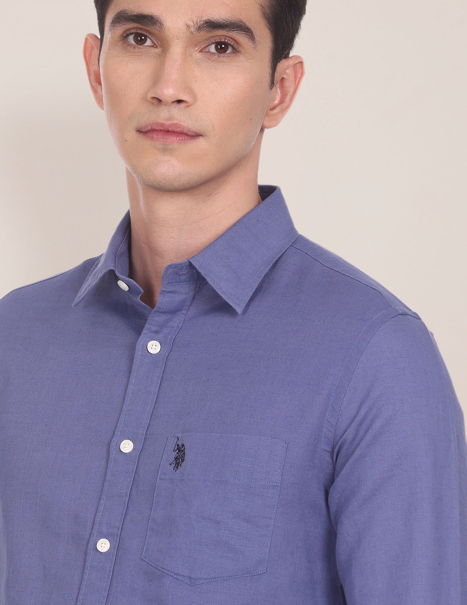 Spread Collar Solid Casual Shirt - Image 6