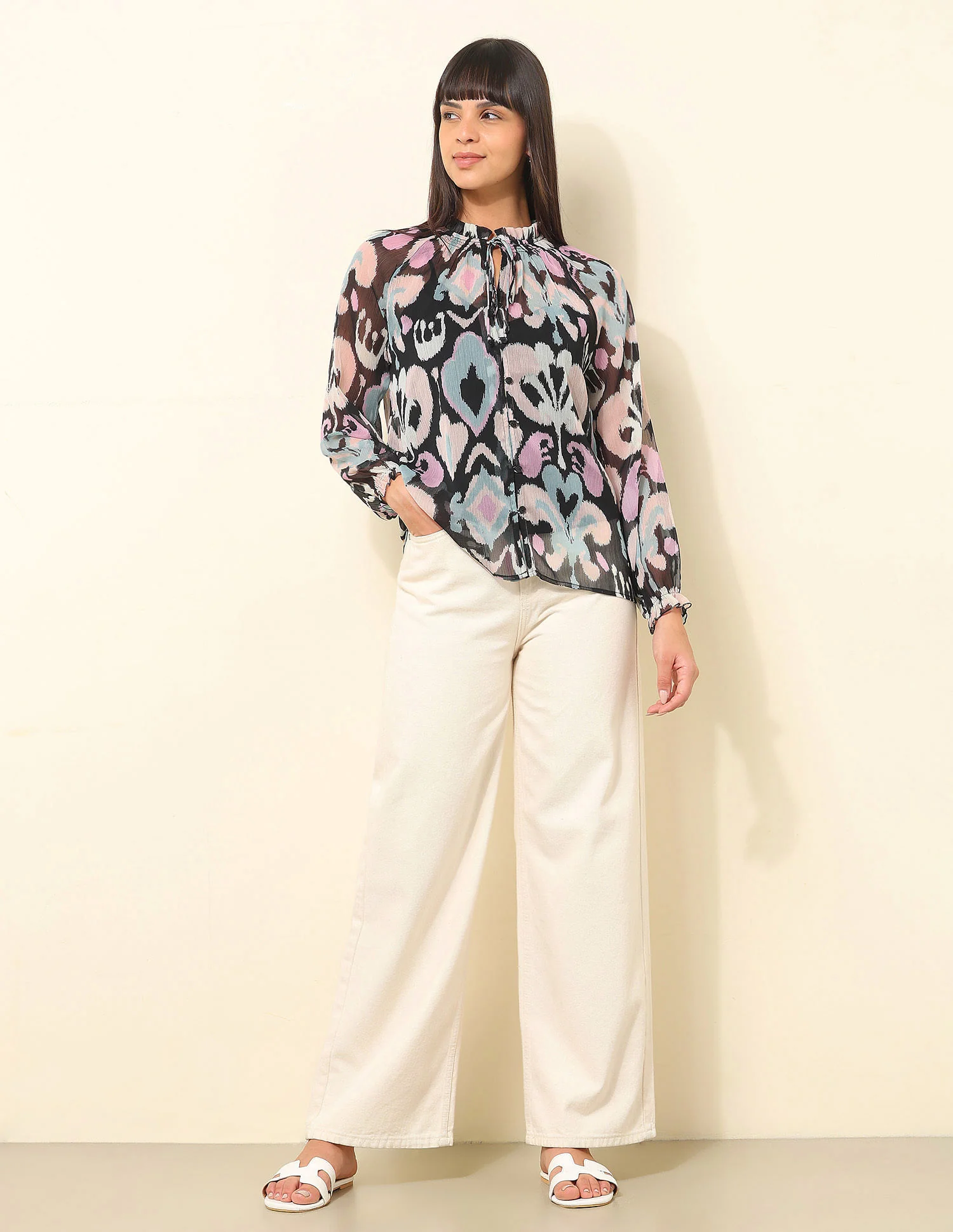 Ruffle Neck Floral Printed Top - Image 3