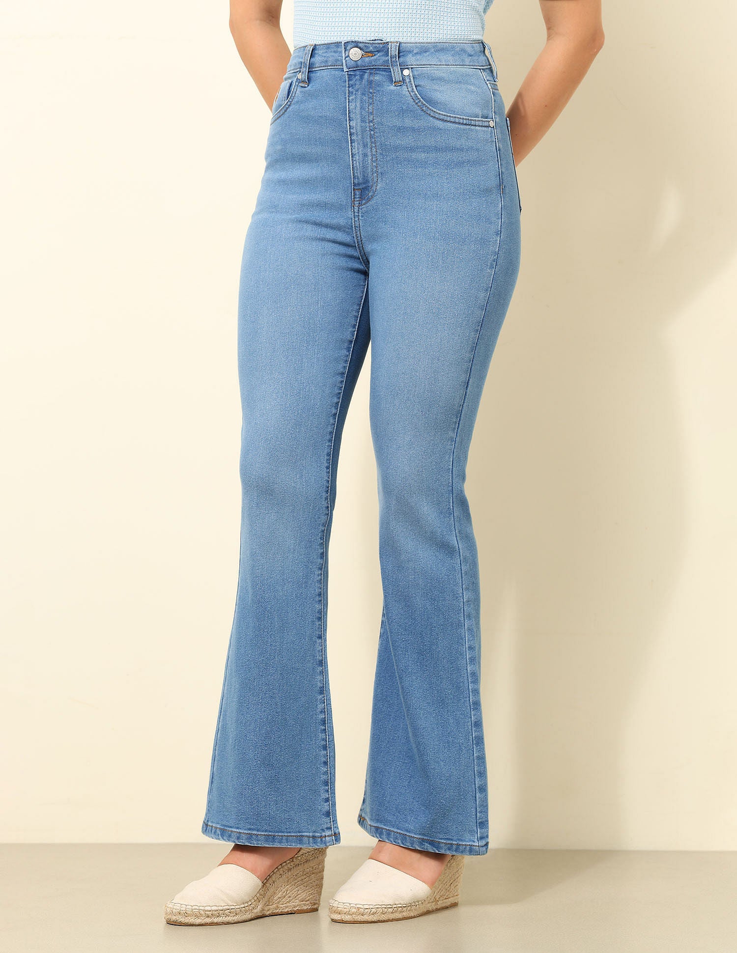 Ultra-High Rise Flared Fit Jeans - Image 4